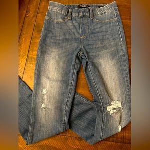 Judy Blue Destroyed Pull-On Skinny Jeggings